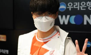 足球不仅要 足球不仅要