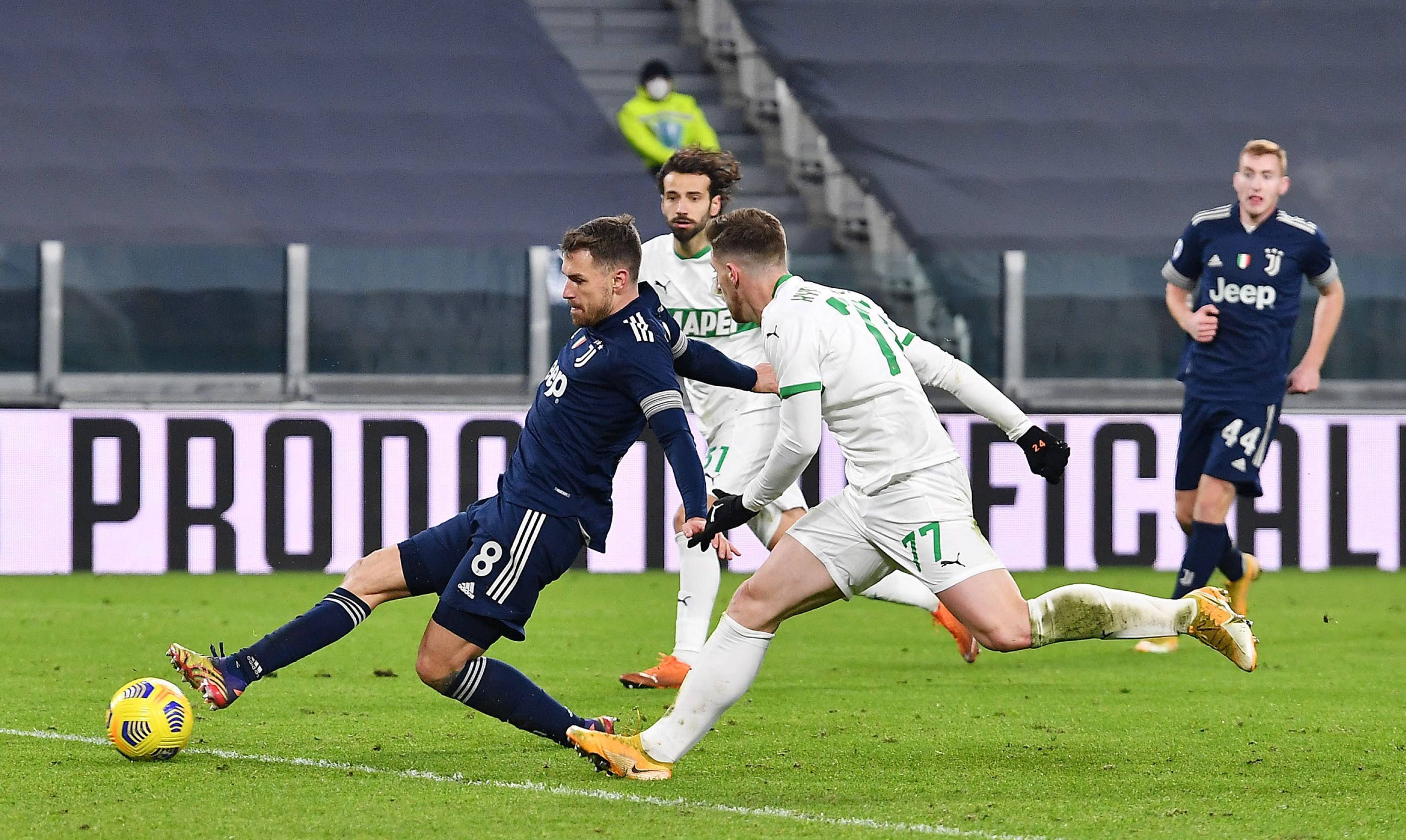 俱乐部侧要 俱乐部侧要